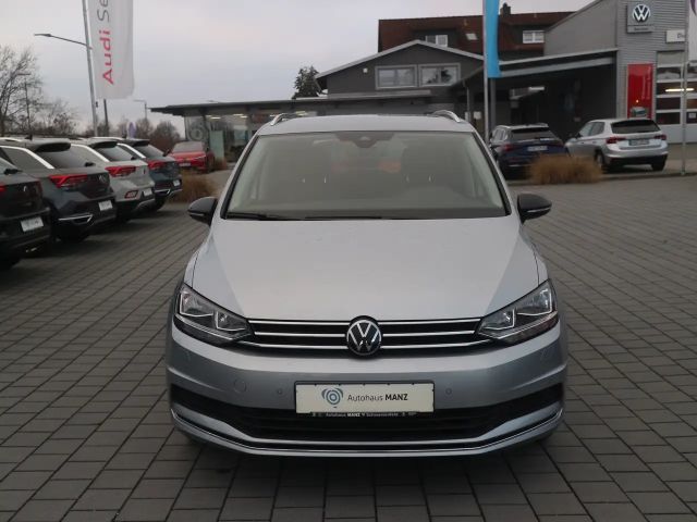 Volkswagen Touran 1.5 TSI BMT Comfortline
