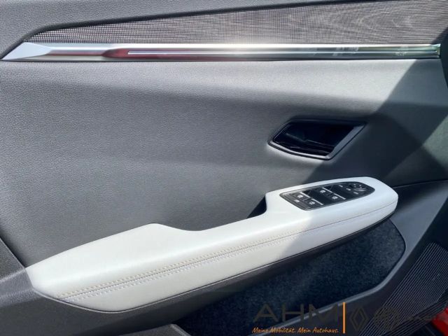 Renault Scenic E-Tech Iconic