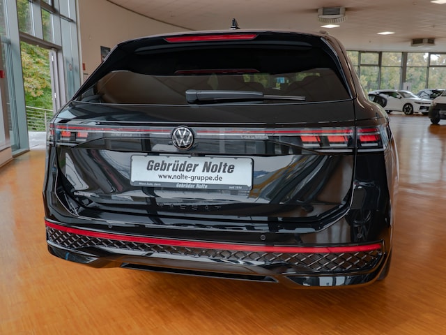 Volkswagen Passat R-Line eHybrid