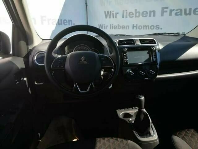 Mitsubishi Space Star Star