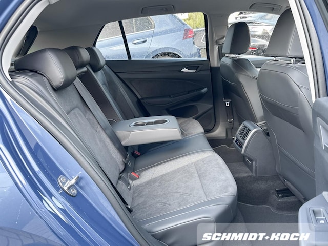 Volkswagen Golf 1.5 eTSI Style