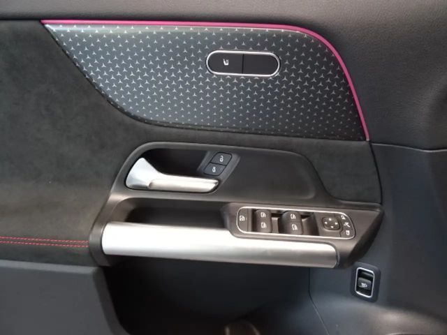 Mercedes-Benz EQA 350 4MATIC AMG Line