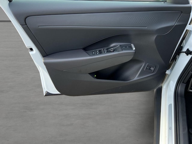 Volkswagen T-Roc 1.5 eTSI DSG R-Line