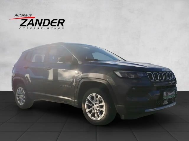 Jeep Compass Altitude Hybrid