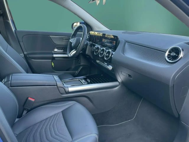 Mercedes-Benz GLA 200 Progressive