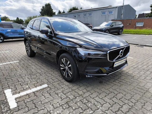 Volvo XC60 Momentum
