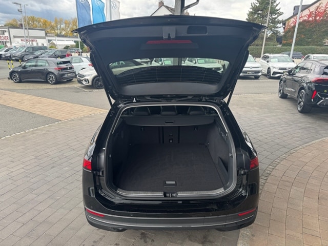 Volkswagen Passat 1.5 eTSI DSG Variant