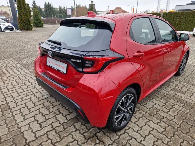 Toyota Yaris Hatchback Team D