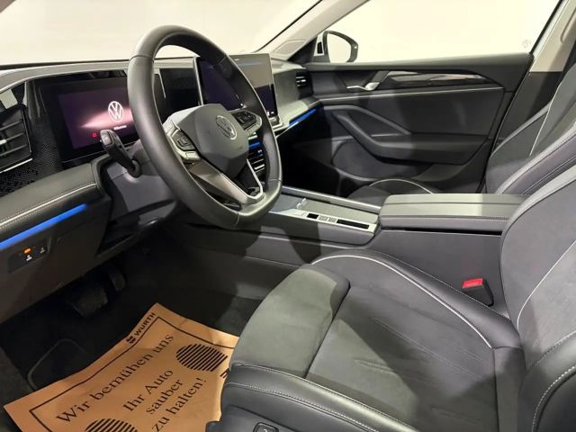 Volkswagen Passat 1.5 eTSI Business DSG Variant