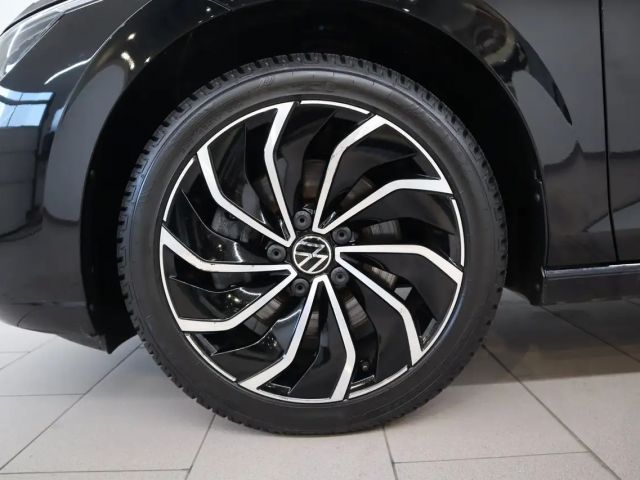 Volkswagen Golf Life Variant