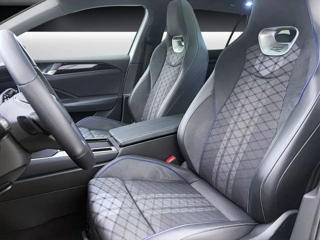 Volkswagen Passat 2.0 TDI DSG R-Line Variant