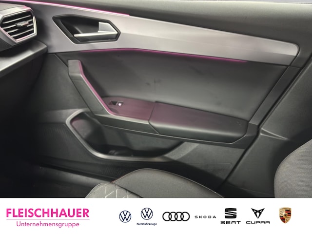 Seat Leon 1.5 eTSI FR-lijn Sportstourer