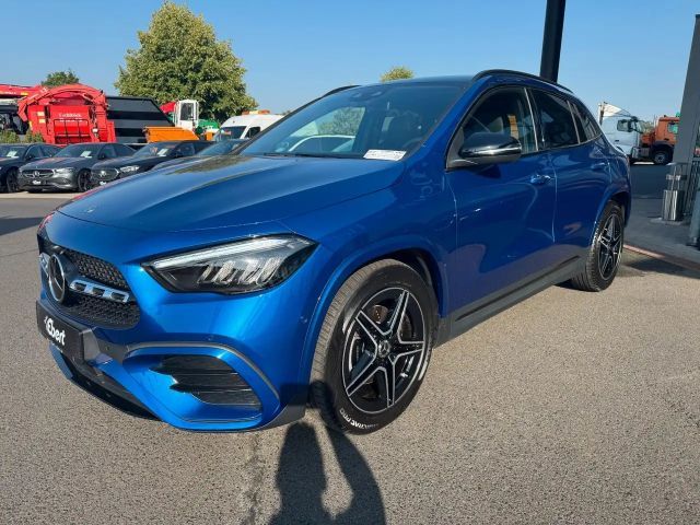 Mercedes-Benz GLA 200 AMG Line