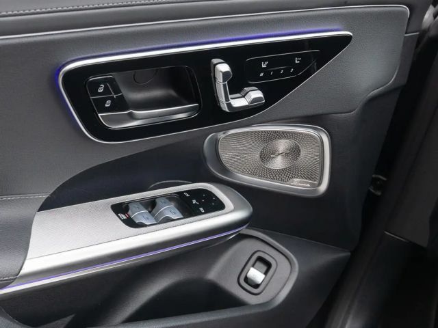 Mercedes-Benz CLE 200 Cabriolet ACC LED Navi SHZ Winterp. Kam.