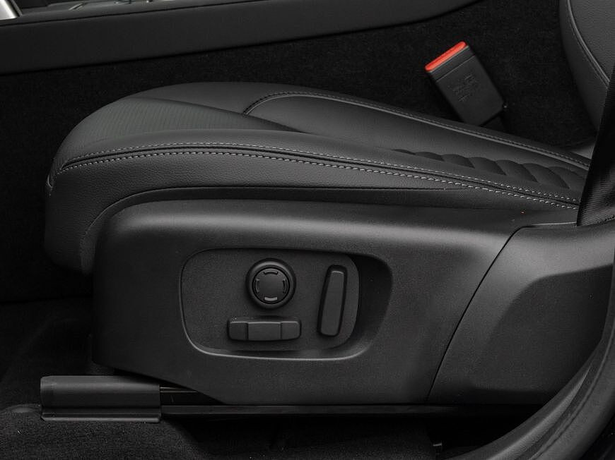 Land Rover Discovery Sport M5