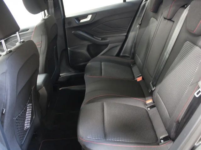 Ford Focus ST Line Wagon