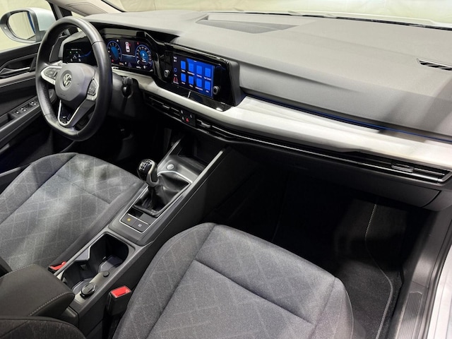 Volkswagen Golf 1.0 TSI Life Variant