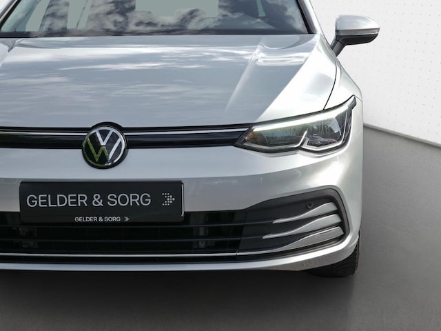 Volkswagen Golf 1.5 TSI Life Variant