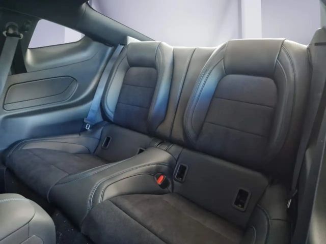 Ford Mustang Fastback GT 5.0 V8