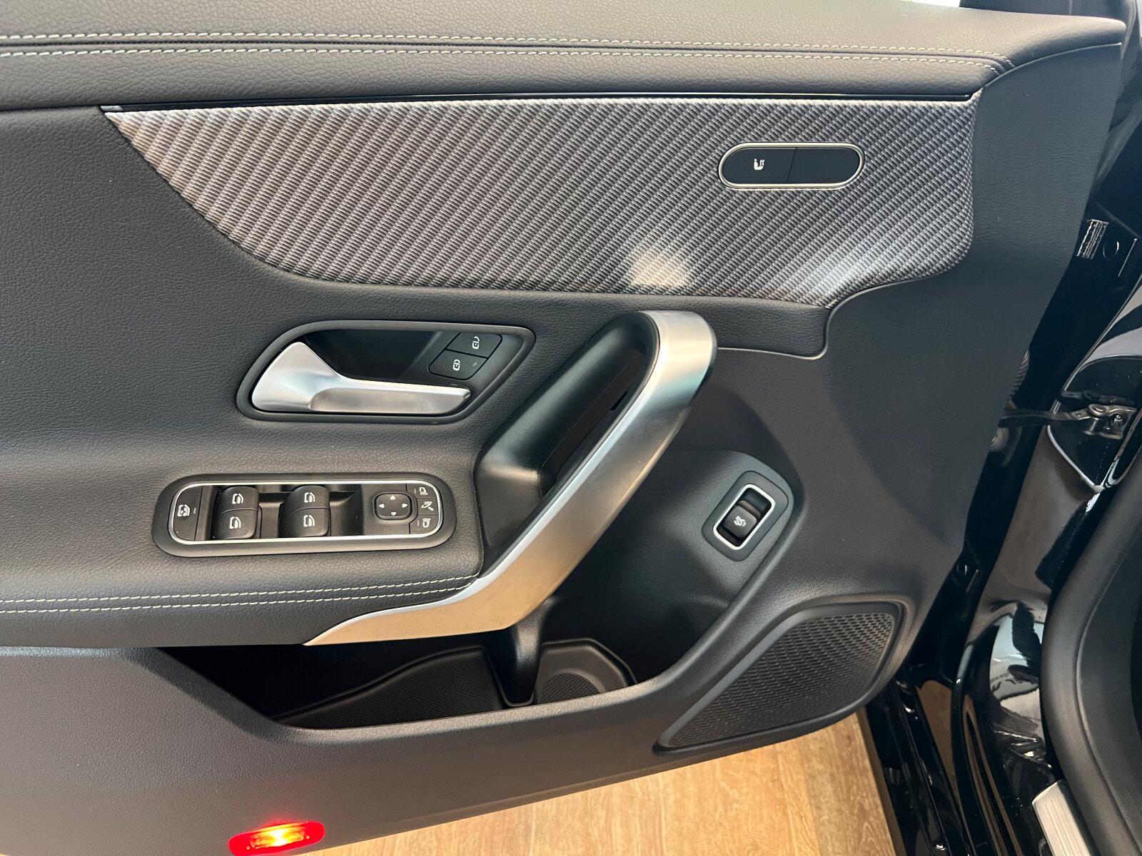 Mercedes-Benz CLA 200 Progressive