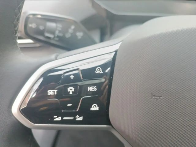 Volkswagen ID.5 IQ.Drive Pro