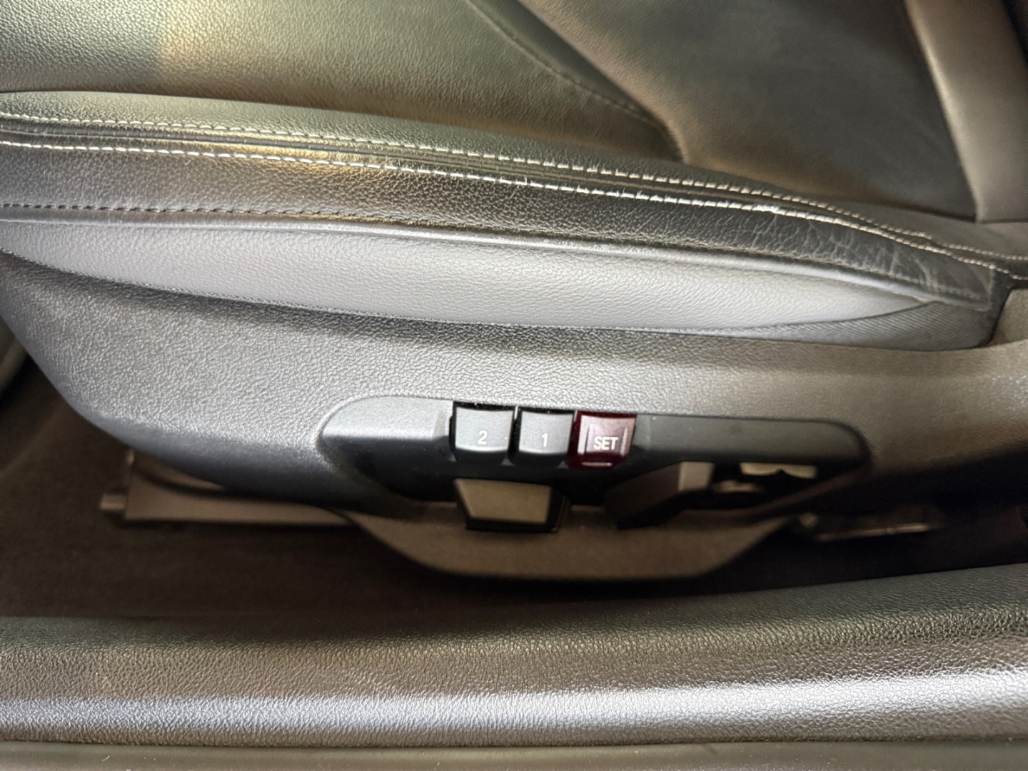 Toyota Supra Plus Premium Paket