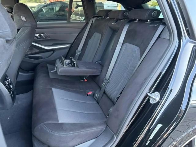 BMW 320 320d M-Sport Touring