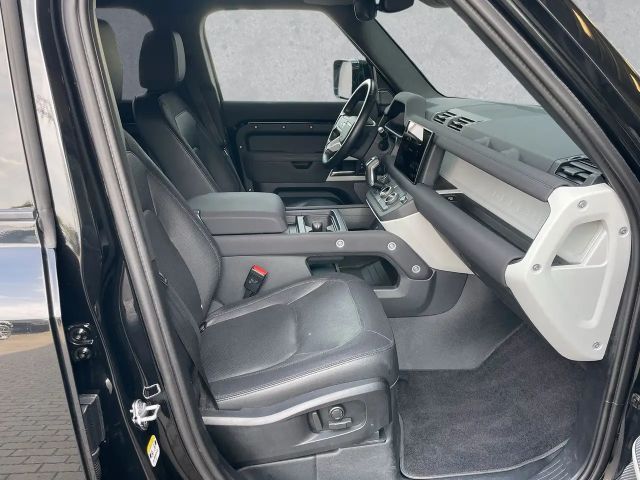 Land Rover Defender 110 D200 Dynamic SE