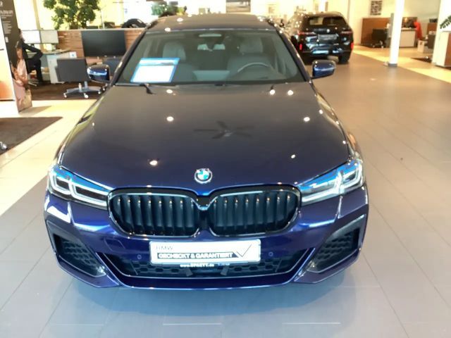 BMW 540 540d M-Sport Touring xDrive