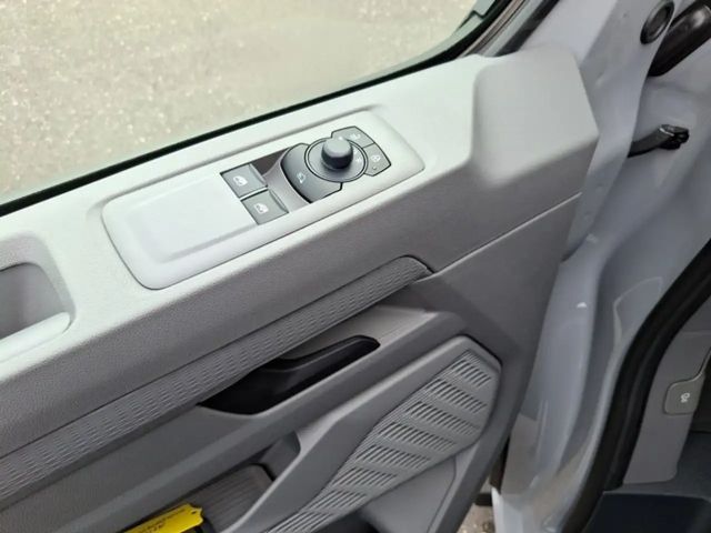 Volkswagen Transporter 2.0 TDI Lang T7