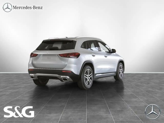 Mercedes-Benz GLA 180 Progressive