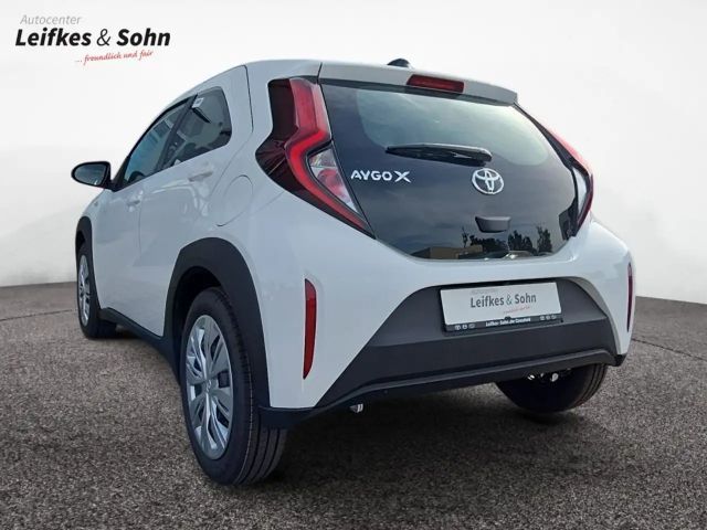 Toyota Aygo X Hatchback Play X-play