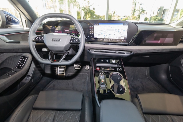 Audi A6 Avant Quattro S-Tronic