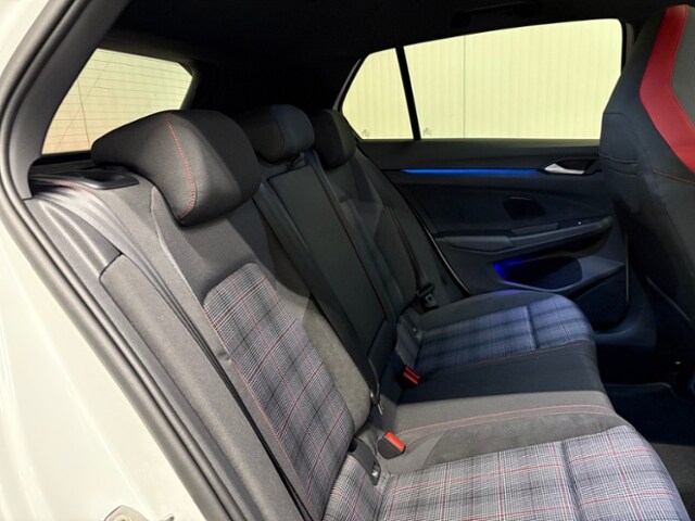 Volkswagen Golf 2.0 TSI DSG Golf VIII