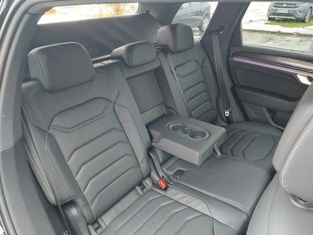 Volkswagen Touareg 4Motion R-Line