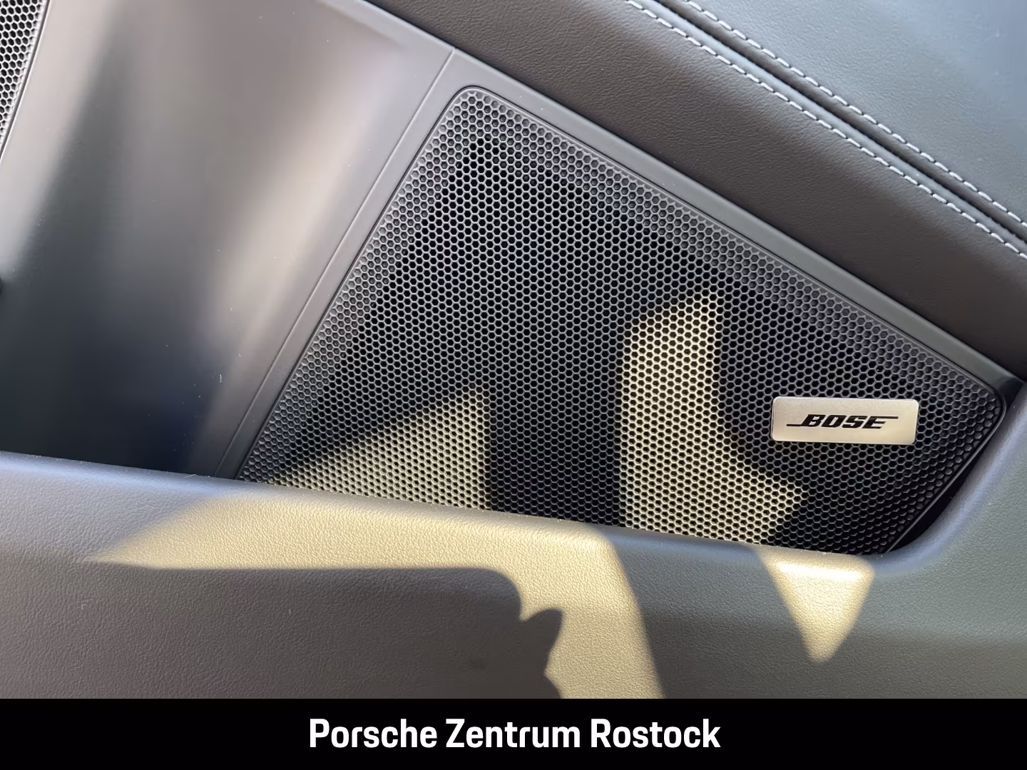 Porsche 911 992 Cabriolet Carrera GTS