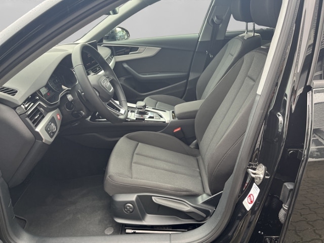 Audi A4 40 TFSI Avant S-Tronic