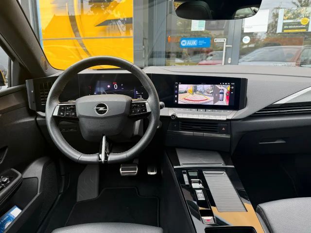 Opel Astra Sports Tourer Ultimate