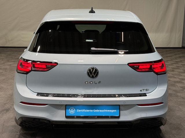 Volkswagen Golf 1.5 eTSI DSG R-Line