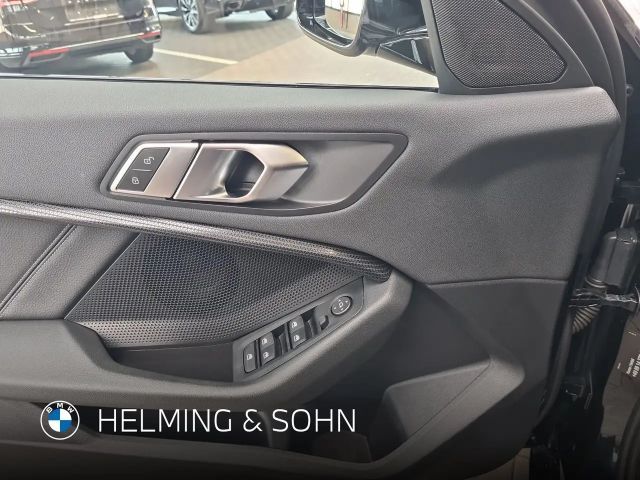 BMW 120 120d Sedan Sport Line