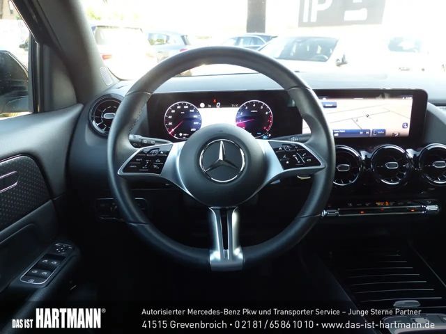 Mercedes-Benz GLA 200 ADVANCED+MBUX+R.KAM+NAVI+LED+SPURHALTE