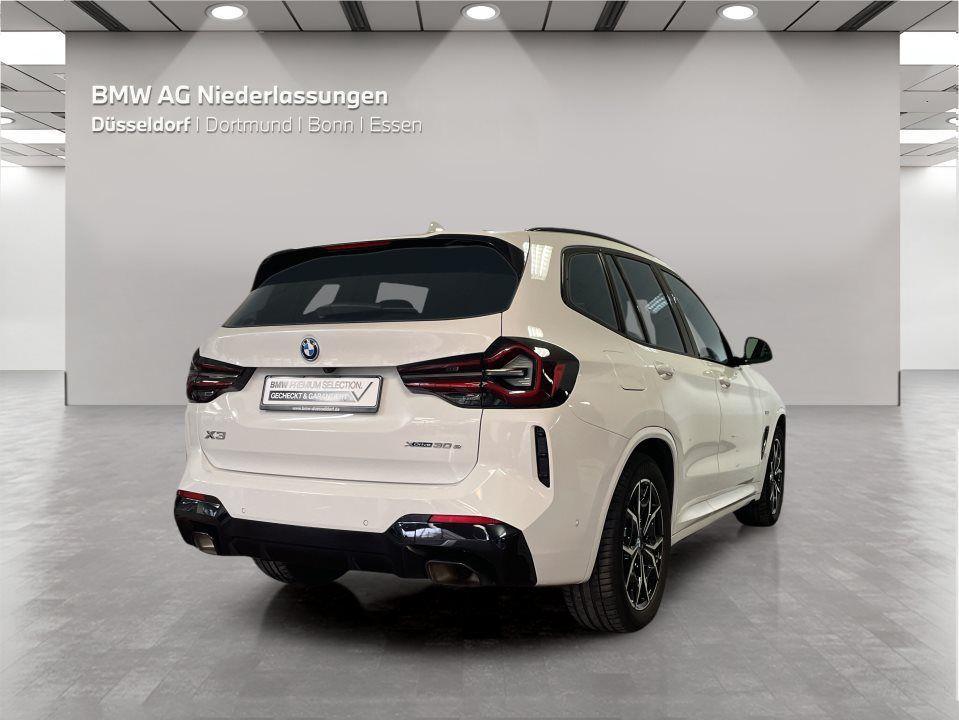 BMW X3 xDrive30e