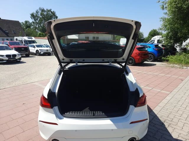 BMW 120 120i Advantage pakket Sedan