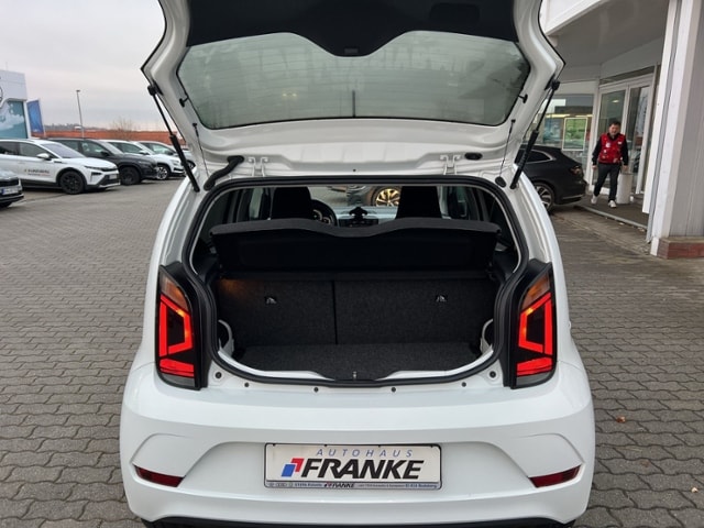 Volkswagen e-up! Plus Style