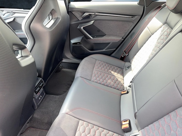 Audi RS3 Quattro S-Tronic Sedan