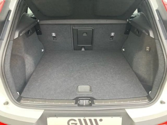 Volvo XC40 Recharge T4