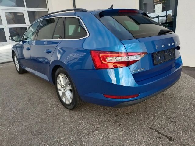 Skoda Superb PlugIn-Hybrid Style Style