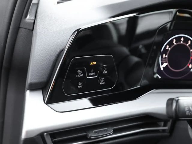 Volkswagen Golf Golf VIII Life Plus