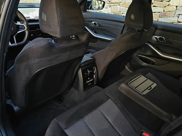 BMW 330 330i Touring xDrive