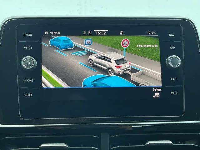 Volkswagen T-Roc 1.5 TSI DSG R-Line Style